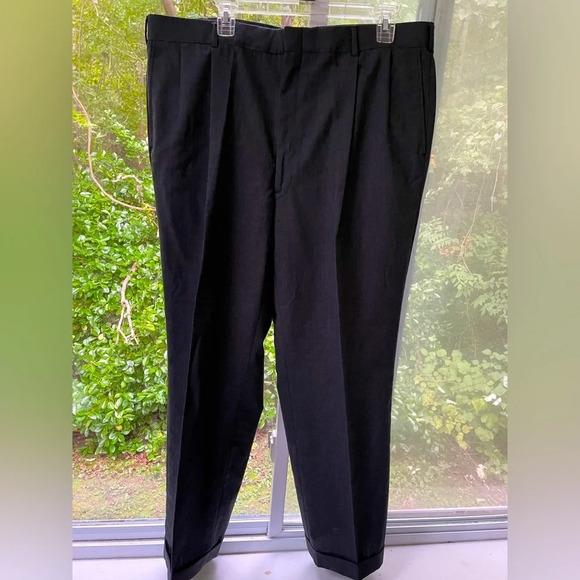 Men’s pleated 1&1/2” cuffed dress pants in charcoal black. Slant side pockets. - Picture 6 of 7